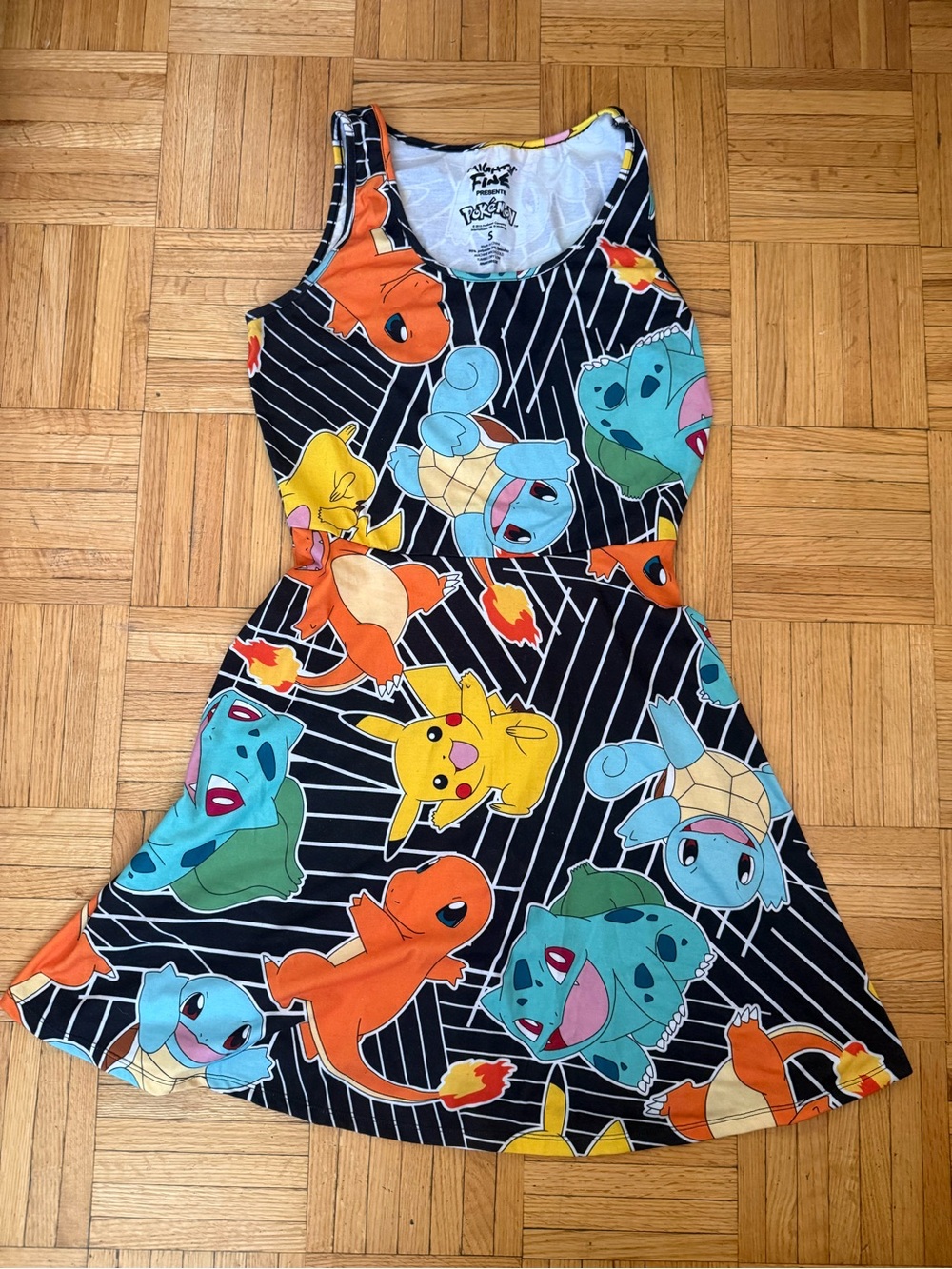 Mighty Fine Pokemon Dress Medium HotTopic Pikachu Bulbasaur Charmander Starter